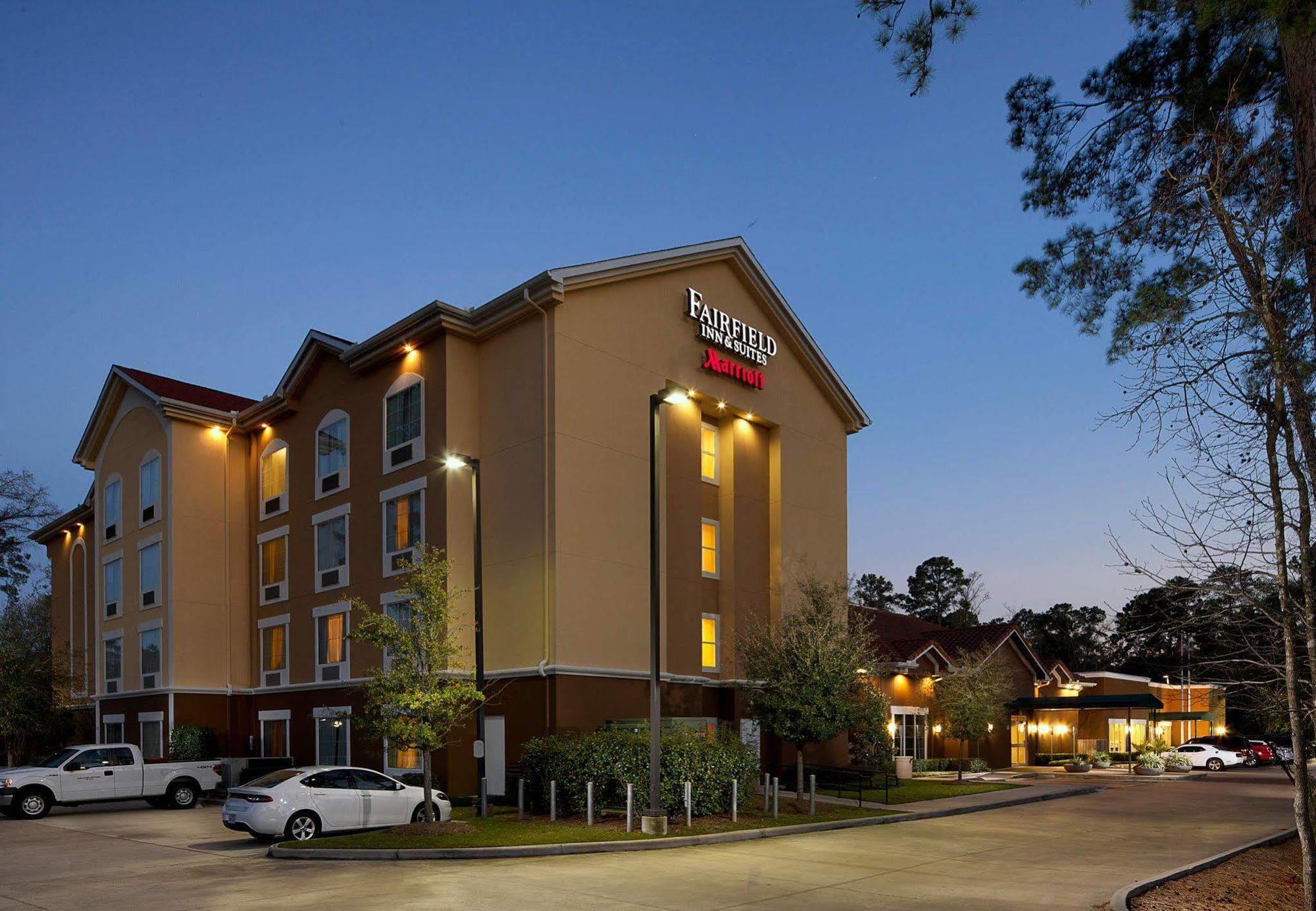 Hotel Fairfield & Intercontinental Airport 3*