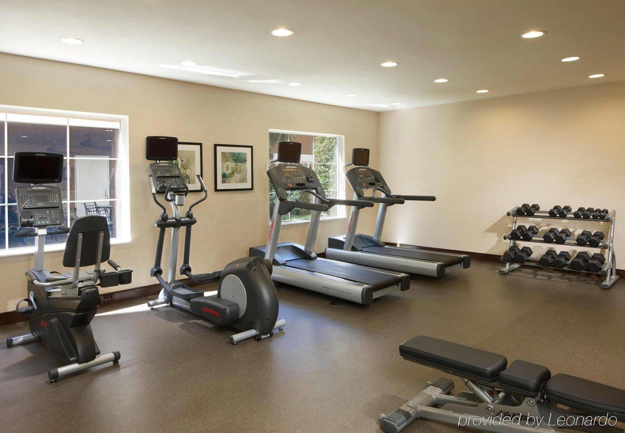 Fairfield & Intercontinental Airport Otel 3*